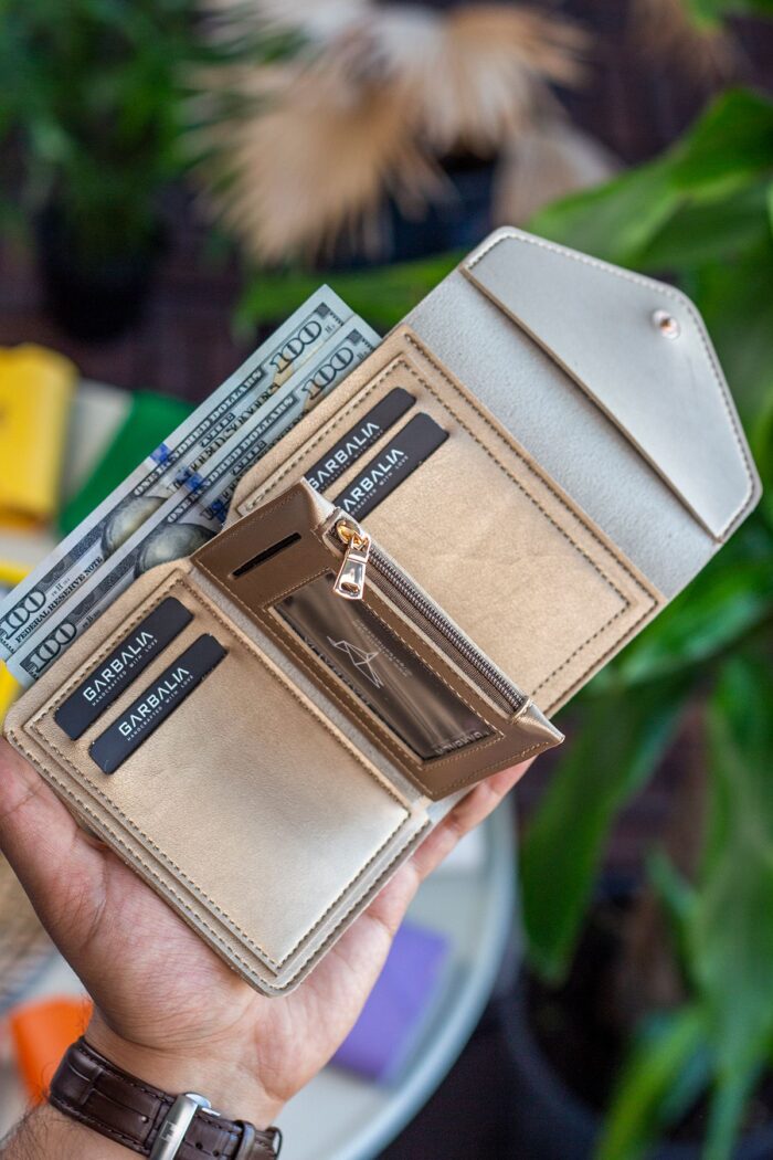 Garbalia Columbia Vegan Deri Bozuk Para Gözlü Bol Kartlıklı Mini Gold Kadın Cüzdanı - Görsel 3