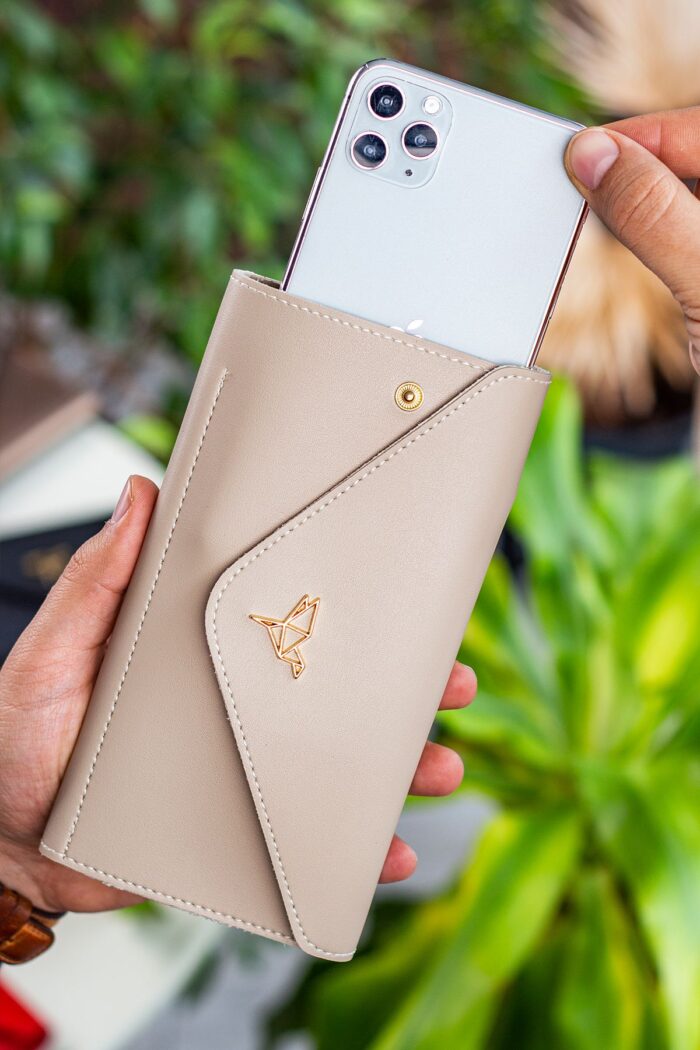 Envelope Telefon ve Bozuk Para Bölmeli Zarf Model Bej Kadın Cüzdan