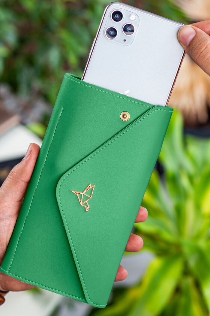 Envelope Telefon ve Bozuk Para Bölmeli Zarf Model Yeşil Kadın Cüzdan