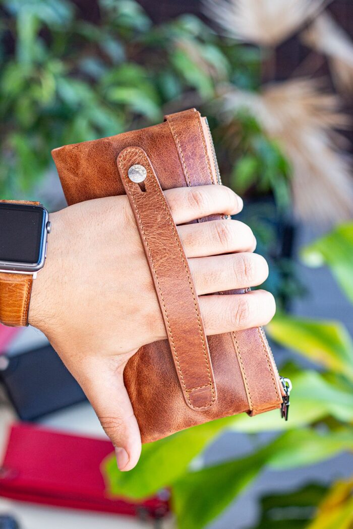 Garbalia Roosevelt Hakiki Deri Telefon Bölmeli El Saplı Crazy Taba Unisex Portföy Cüzdan - Görsel 6