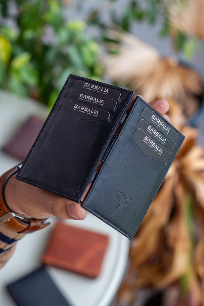 Garbalia Magic Hakiki Deri RFID Engelleyici Unisex Sihirbaz Crazy Siyah Kartlık Cüzdan - Görsel 6