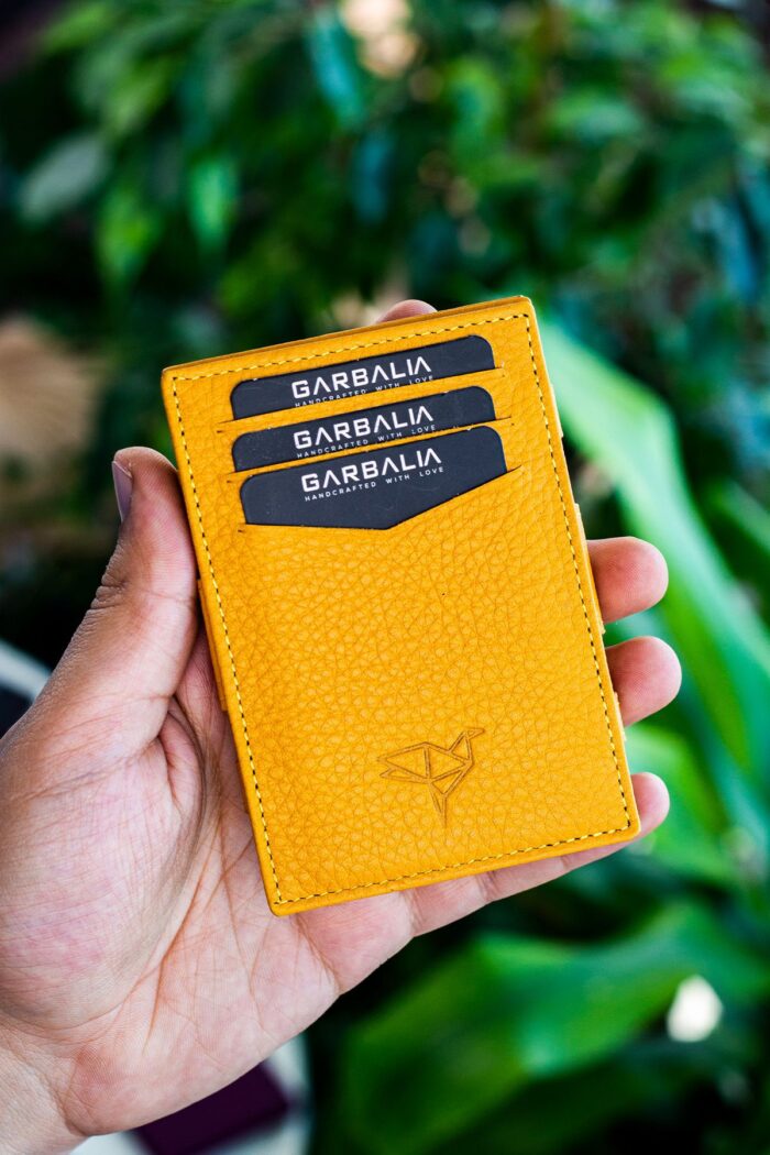 Garbalia Magic Hakiki Deri RFID Engelleyici Unisex Sihirbaz Hardal Sarısı Kartlık Cüzdan - Görsel 5